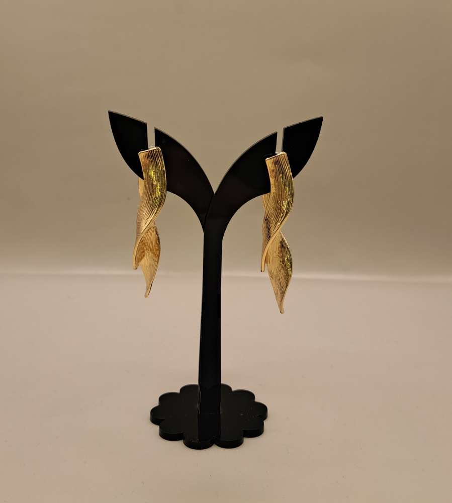گوشواره دفرمه طلایی