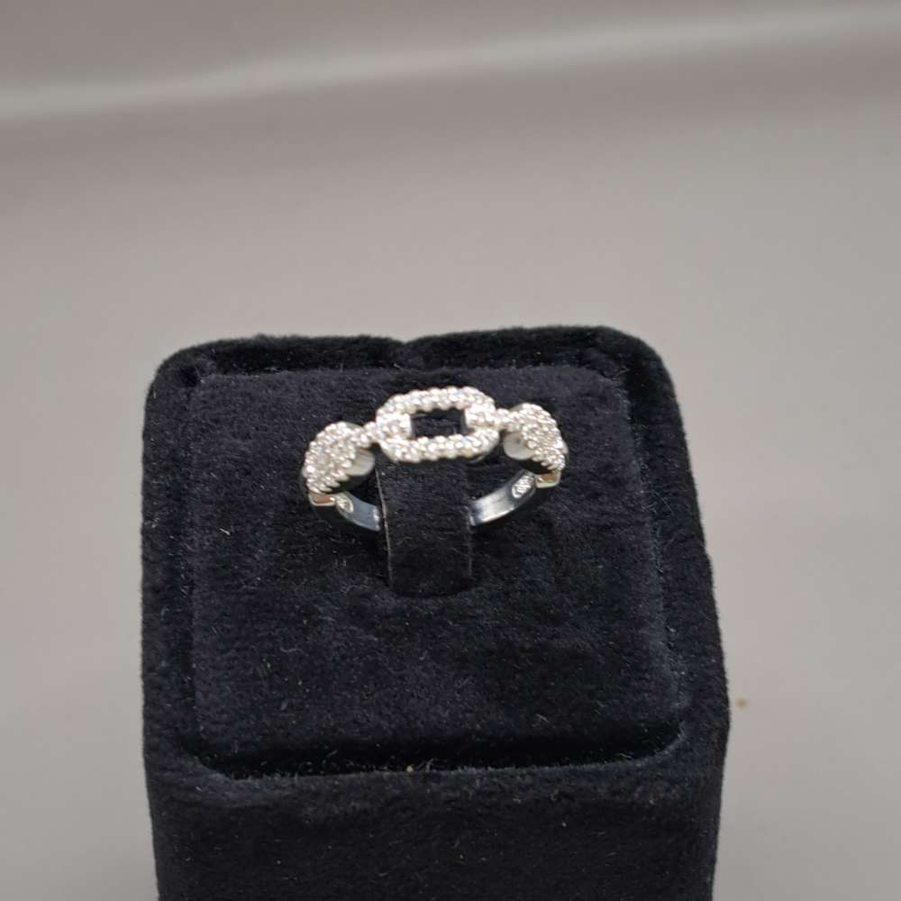 انگشتر زنجیری طرح جواهر