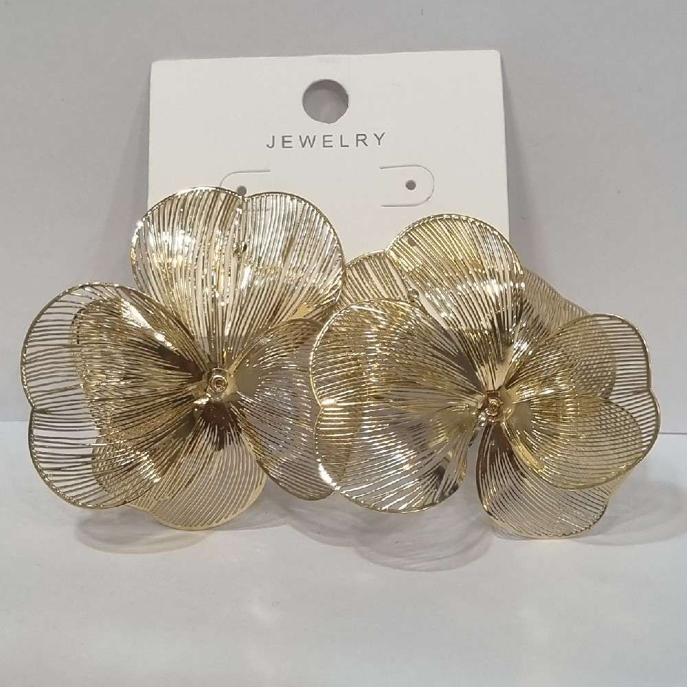گوشواره طرح گل