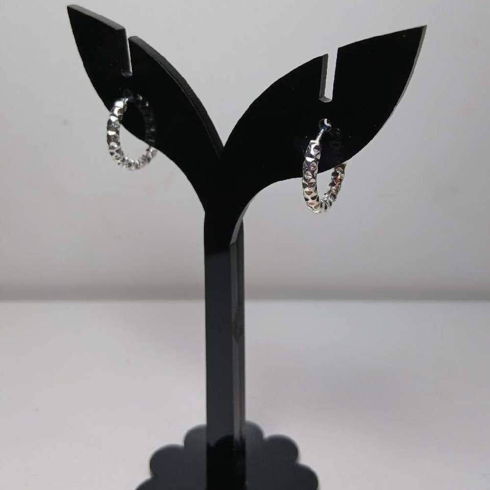 گوشواره حلقه‌ای تراش خورده