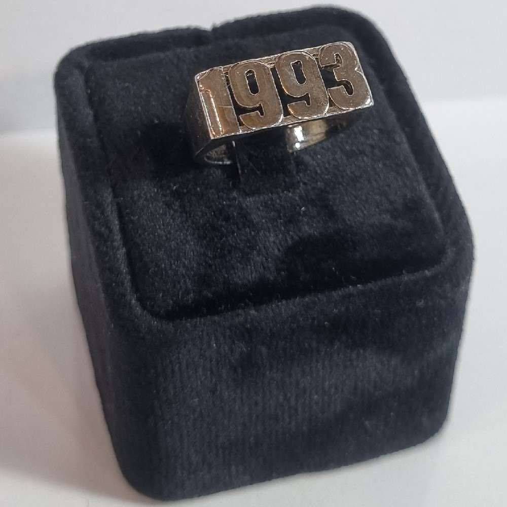 انگشتر زنانه طرح 1993 استیل
